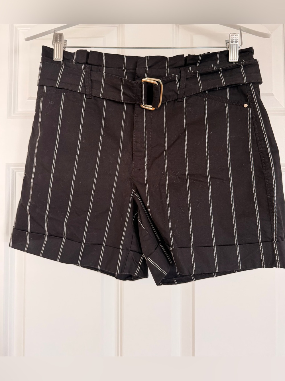 WHITE HOUSE BLACK MARKET Women’s Black Pinstripe Belted Shorts